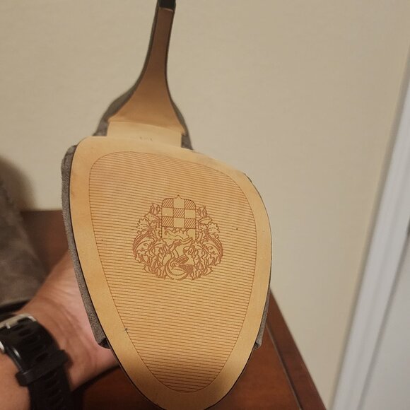 Vince Camuto Abesta Peep Toe Ankle Bootie - Picture 4 of 6